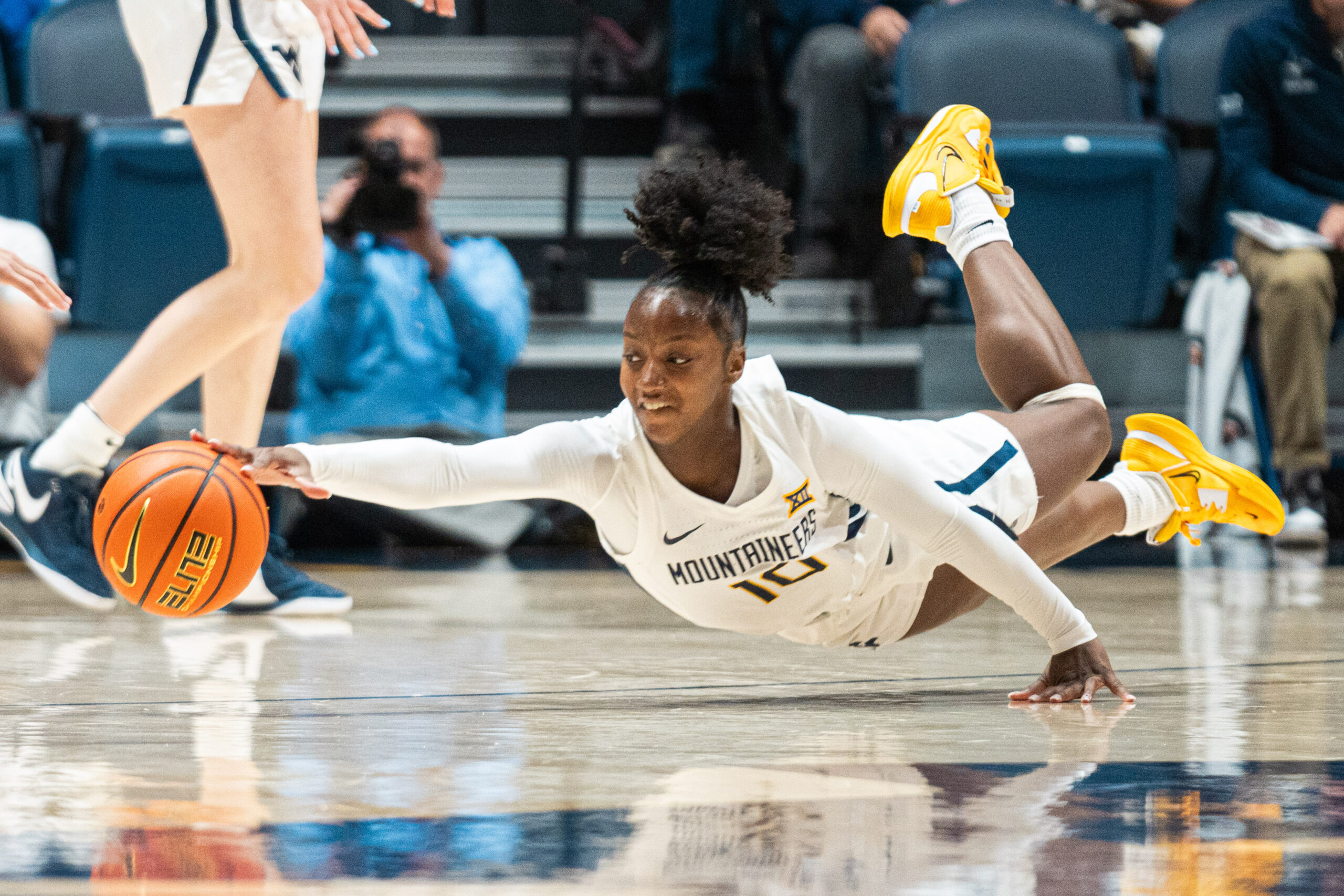 WVU expects even more chaos from its full-court press in Mark Kellogg's second season